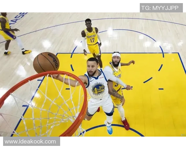 浓眉足球：探索篮球巨星如何影响足球文化与运动发展